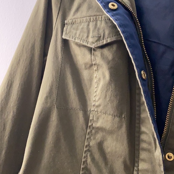 24. Tommy Hilfiger | Olive Green Utility Jacket with Hood - Picture 11 of 17